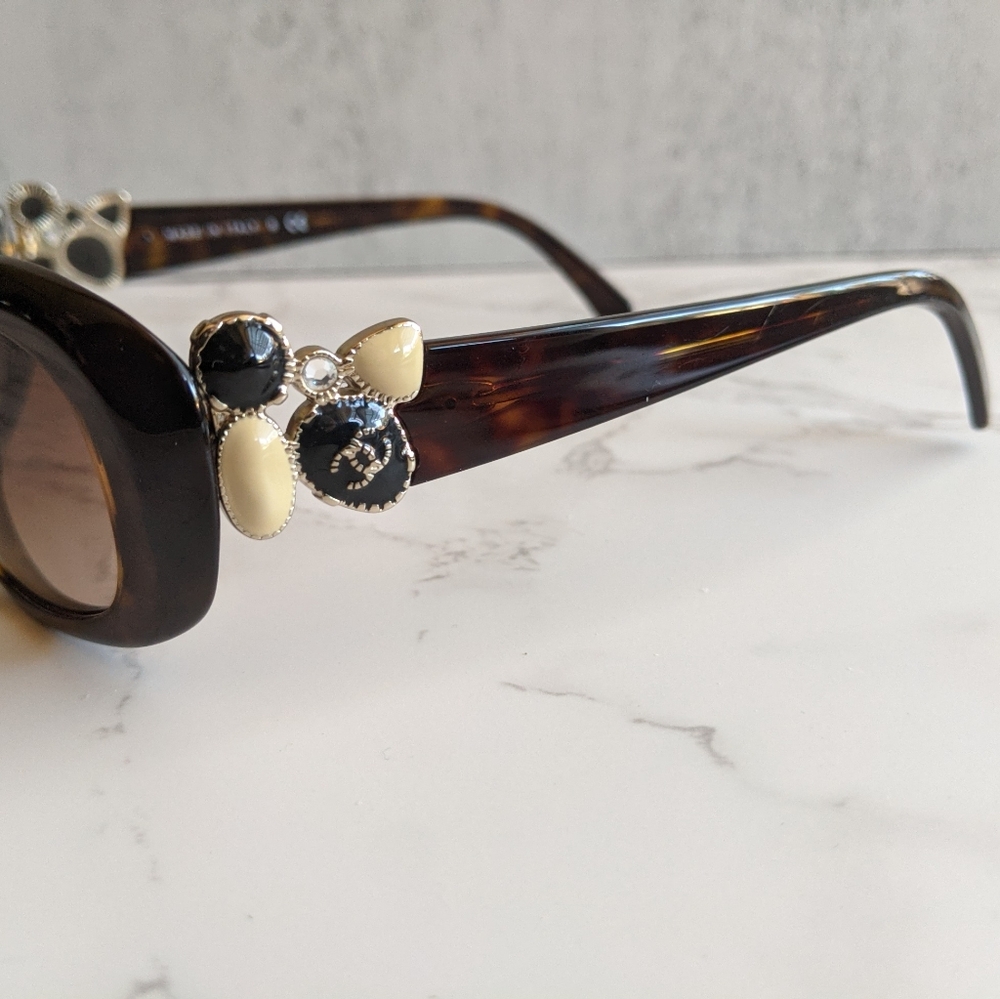 Chanel 5181-B c 714-3B  Havana Tortoise Rhinestone Brown Gradient Sunglasses
